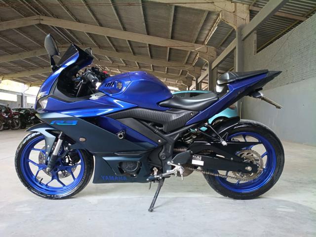 YAMAHA - YZF R3 ABS 2023 / 2024
